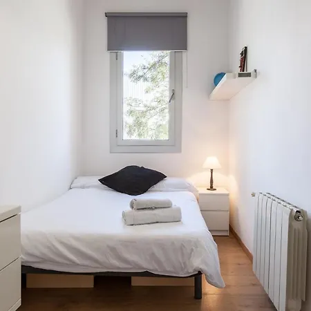 Modern Flat Next To Bogatell Appartamento Barcellona