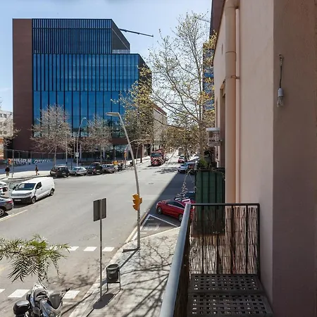 Apartment Modern Flat Next To Bogatell *